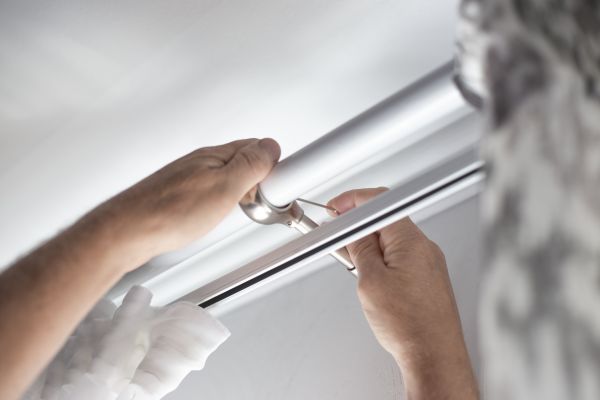 Cost of Curtain Rod Installation in Arlington Heights